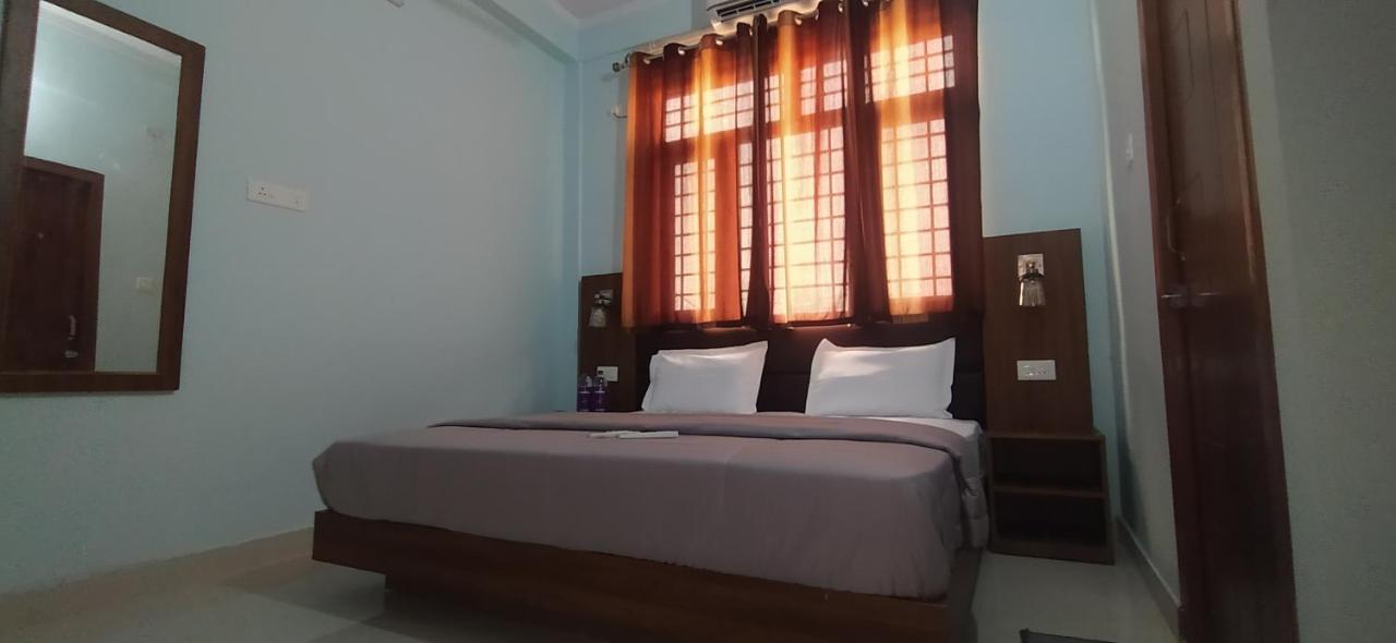Hotel Comfort Inn Homestay Dehradun Ngoại thất bức ảnh