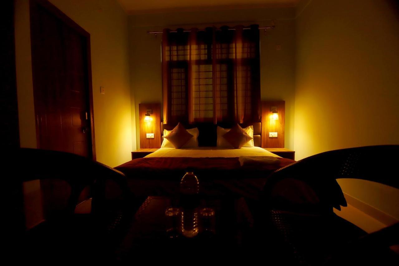 Hotel Comfort Inn Homestay Dehradun Ngoại thất bức ảnh