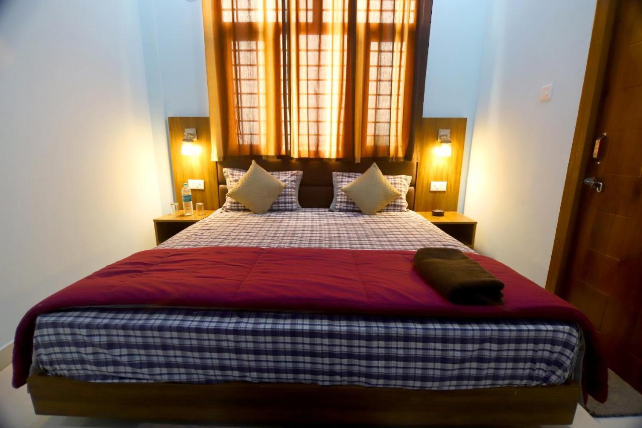 Hotel Comfort Inn Homestay Dehradun Ngoại thất bức ảnh