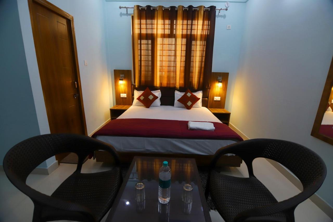 Hotel Comfort Inn Homestay Dehradun Ngoại thất bức ảnh