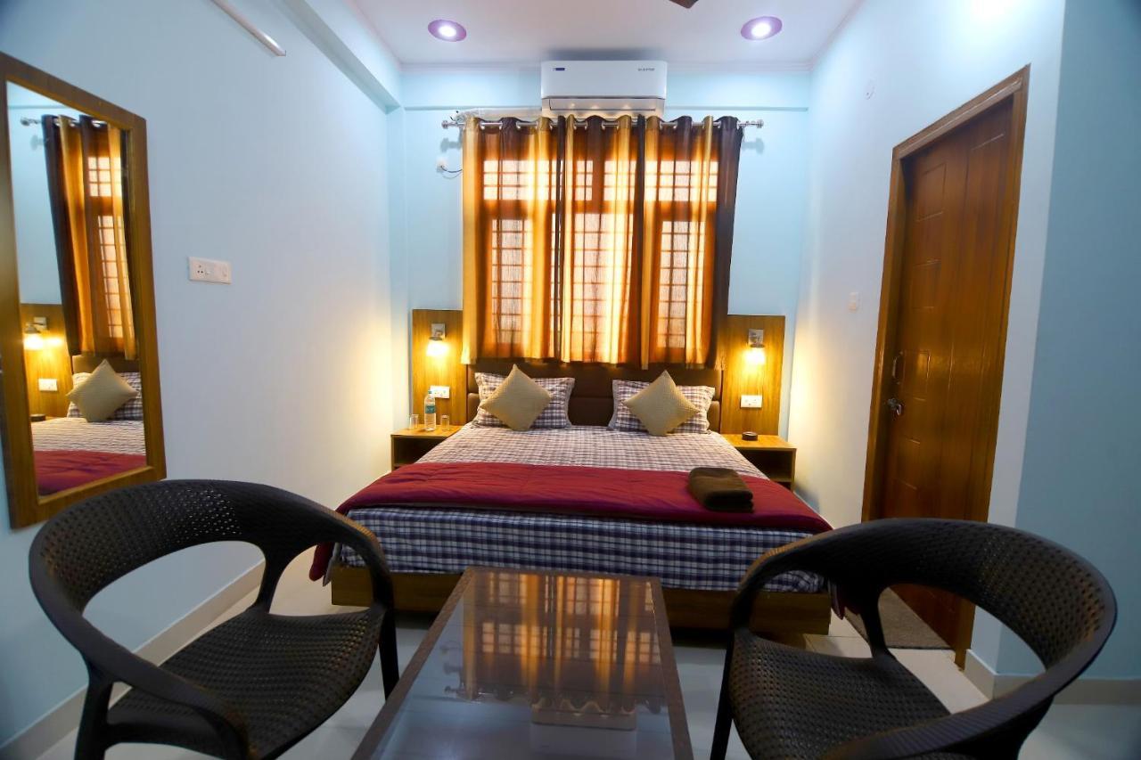 Hotel Comfort Inn Homestay Dehradun Ngoại thất bức ảnh